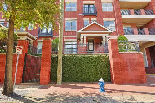 104-2400 Mccue Rd, Houston, TX, 77056-5112 | Card Image