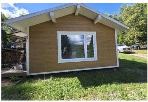 {{alt}} | Card Image