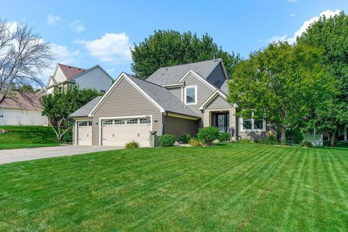 8614 Timberwood Rd, Woodbury, MN, 55125-7621 | Card Image