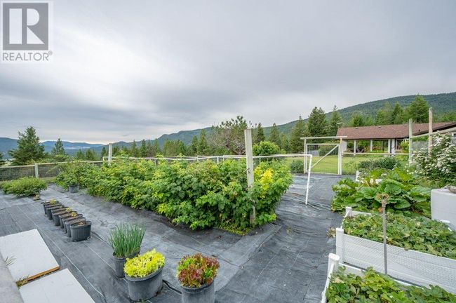30 Osborne Rd, House other with 3 bedrooms, 2 bathrooms and 4 parking in Summerland BC | Image 35
