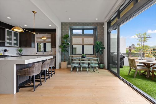 802 Bard St, Hermosa Beach, CA, 90254-4232 | Card Image