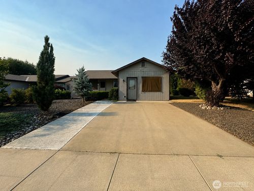 807 E White Birch Ave, Ellensburg, WA, 98926-2287 | Card Image