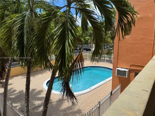 b7-1851 Ne 168th St, North Miami Beach, FL, 33162 | Card Image