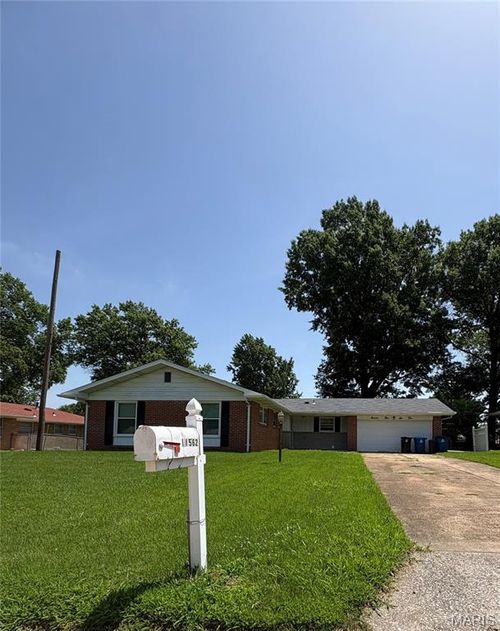 11562 Rock Hampton Dr, Saint Louis, MO, 63138-1141 | Card Image