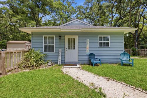 30 Keerns Rd, Crawfordville, FL, 32327-3679 | Card Image