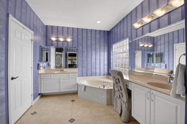 8688 Via Avellino, House other with 3 bedrooms, 3 bathrooms and null parking in Lake Worth FL | Image 30