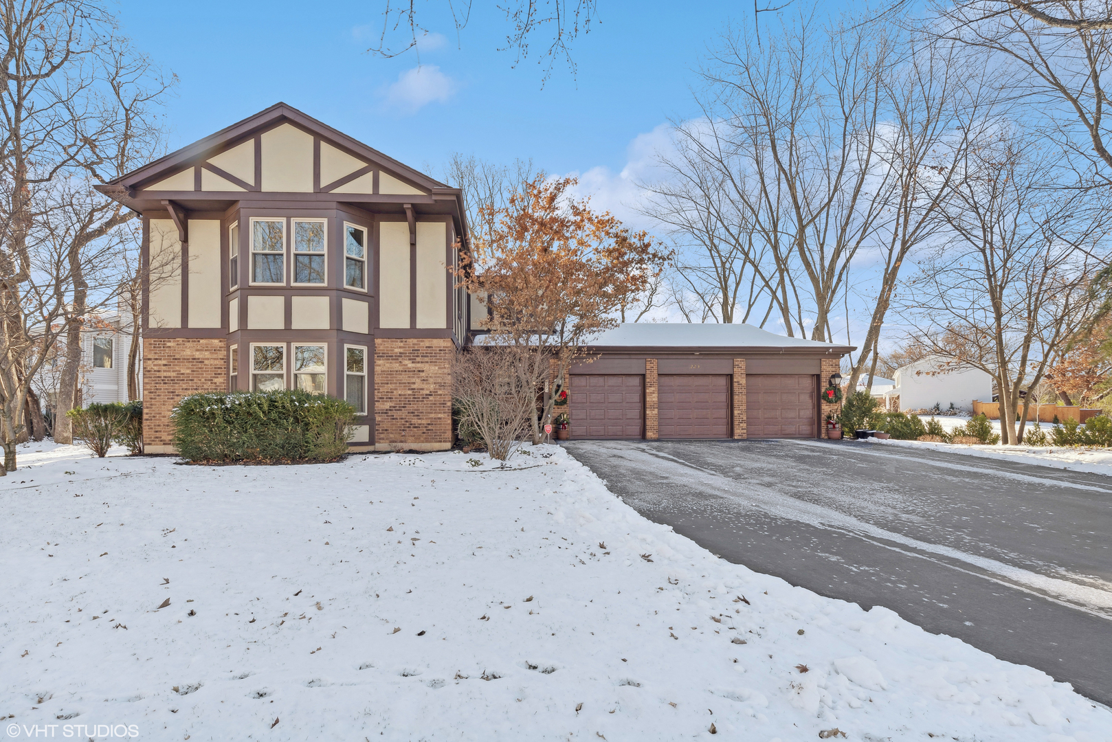 223 Alpine Drive, For Sale in Lake Zurich Zoocasa