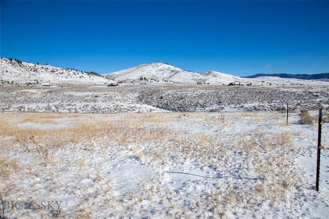 Property view of mountains | Image 25