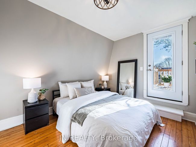 10 Roseheath Ave, House attached with 2 bedrooms, 2 bathrooms and null parking in Toronto ON | Image 23