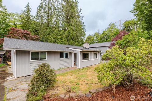 20 E Judy Ln, Belfair, WA, 98528-9320 | Card Image