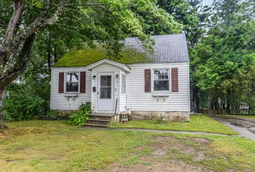 21 Meadow Way, Cape Elizabeth, ME, 04107-2205 | Card Image
