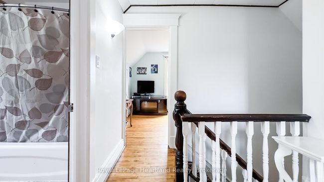 132 Elgin Ave E, House other with 3 bedrooms, 2 bathrooms and 5 parking in Goderich ON | Image 23