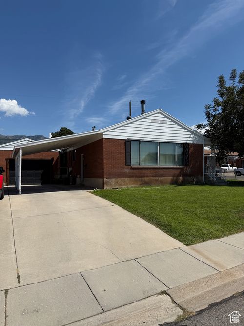 4572 S 250 E, Washington Terrace, UT, 84405-5859 | Card Image