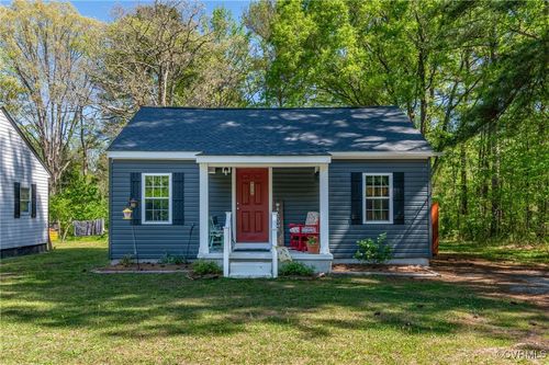 9239 Carver Ave, Jarratt, VA, 23867-9138 | Card Image