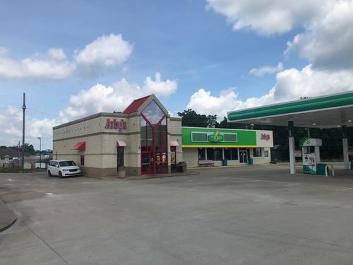 637 S 2nd St, Central City, KY, 42330-1701 | Card Image
