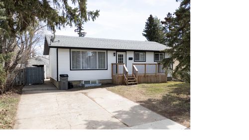 11211 93 St, Grande Prairie, AB, T8V1Y5 | Card Image