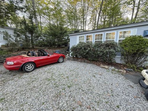321 Yona Drive, Rochester, NH, 03839 | Card Image