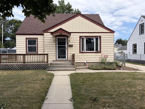3634 S 24th Street, Milwaukee, WI, 53221 | Card Image