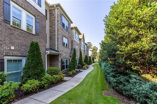 3080 Turman Cir, Decatur, GA, 30033-3259 | Card Image