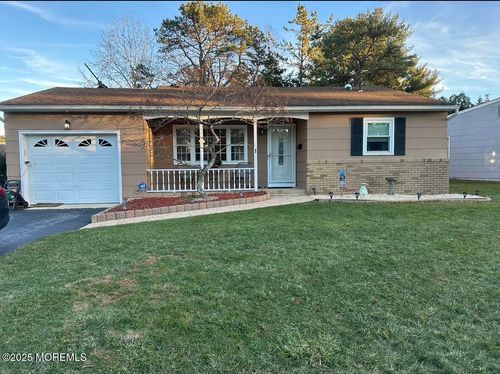 1 Cambridge Ct, Berkeley, NJ, 08757-4526 | Card Image