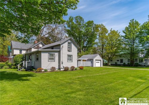 4 Wells St, Westfield, NY, 14787-1513 | Card Image