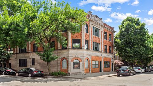3s-650 Wood St, Chicago, IL, 60622-6094 | Card Image