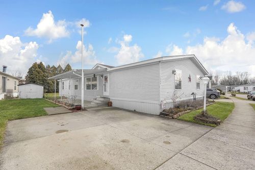 1844 Londoncrest Drive, Grove City, OH, 43123 | Card Image