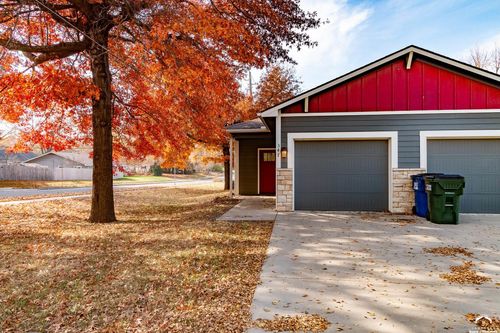 347 Florida St, Lawrence, KS, 66044-4651 | Card Image