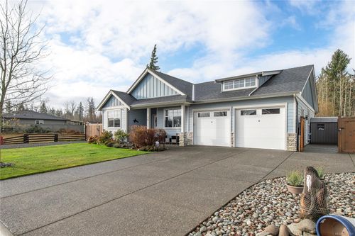15 Nikola Rd, Campbell River, BC, V9W0C9 | Card Image