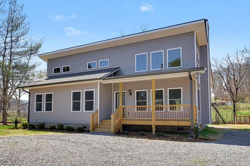 195 Rivers Edge Dr, Hayesville, NC, 28904-8501 | Card Image