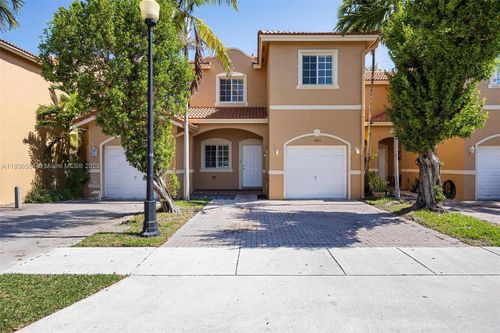 1985 Se 3rd St, Homestead, FL, 33033-6079 | Card Image