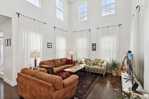 10606 S Redknife Dr, South Jordan, UT, 84009-6170 | Card Image