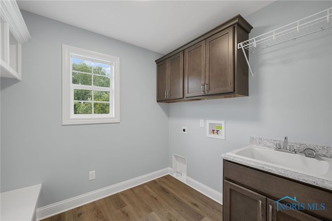 11171 Whitetail Way, House other with 3 bedrooms, 2 bathrooms and 2 parking in Whitehouse OH | Image 34