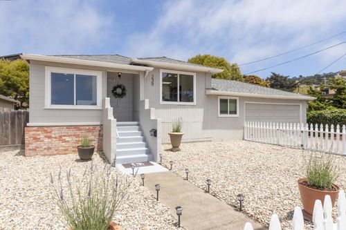 239 Monterey Rd, Pacifica, CA, 94044-1461 | Card Image