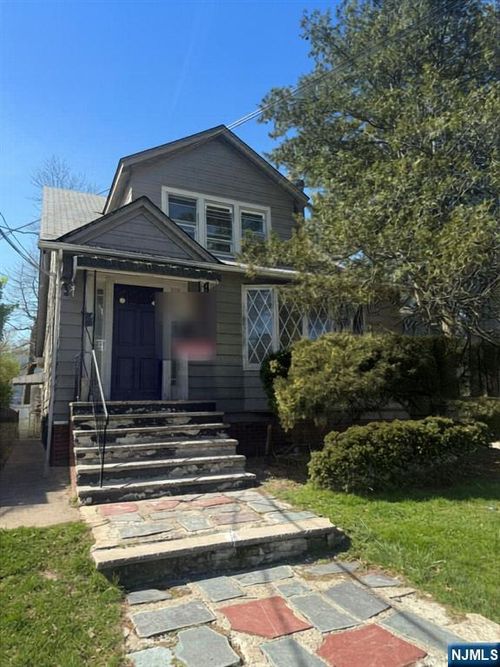 12 Hillcrest Road, Maplewood, NJ, 07040 | Card Image