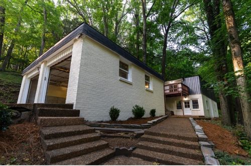 426 Beacon Hill Dr, Mount Juliet, TN, 37122-2083 | Card Image
