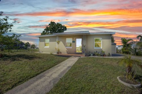 3469 Normandy Dr, PORT CHARLOTTE, FL, 33952-6837 | Card Image