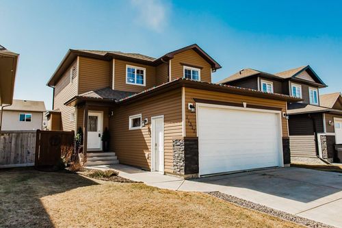 11317 105a Avenue, Grande Prairie, AB, T8V4A7 | Card Image