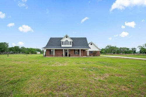 602 Cedar Creek Dr, Needville, TX, 77461-9143 | Card Image