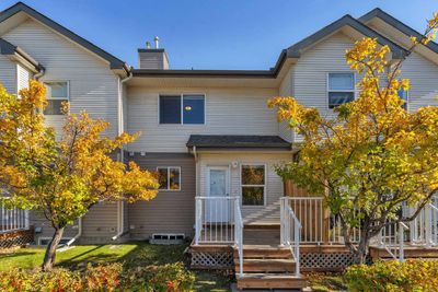 118 Royal Birch Villas Nw, Home with 2 bedrooms, 1 bathrooms and 2 parking in Calgary AB | Image 3