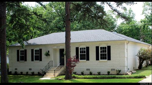 76 Kingspark Rd, Little Rock, AR, 72227-4814 | Card Image