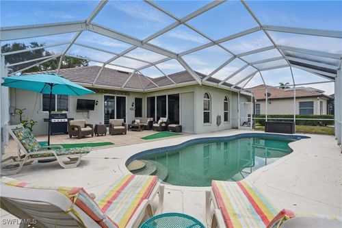 2246 Oxford Ridge Cir, LEHIGH ACRES, FL, 33973-6016 | Card Image