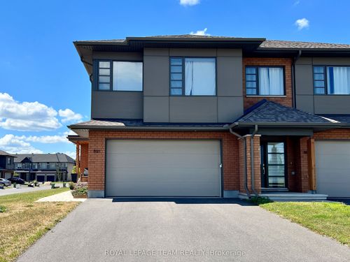 891 Chipping Cir, Manotick, ON, K4M0E7 | Card Image