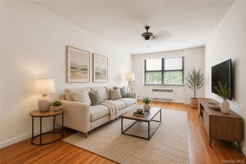 1c-28-02 141st St, Flushing, NY, 11354-1645 | Card Image