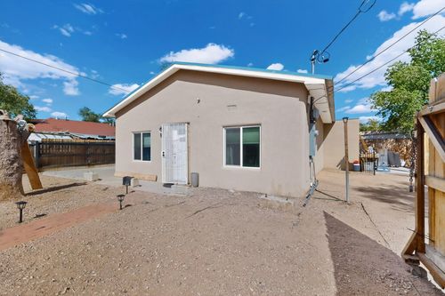 2904 1st St Nw, Albuquerque, NM, 87107-1409 | Card Image