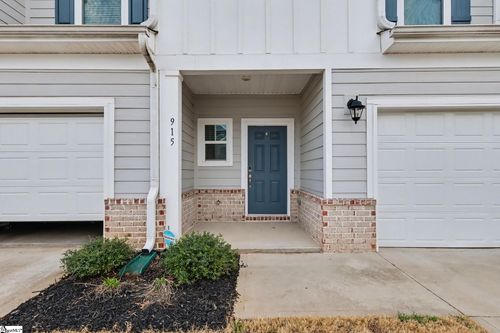 915 Yarn Way, Greer, SC, 29651-3866 | Card Image