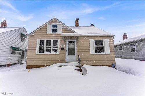 15304 Benhoff Dr, Maple Heights, OH, 44137-3341 | Card Image