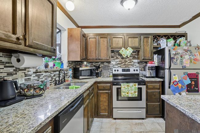 A - 951 Ridgepoint Ct, Condo with 2 bedrooms, 1 bathrooms and 2 parking in Baton Rouge LA | Image 4