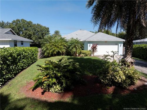 3785 Se Middle St, Stuart, FL, 34997-8153 | Card Image
