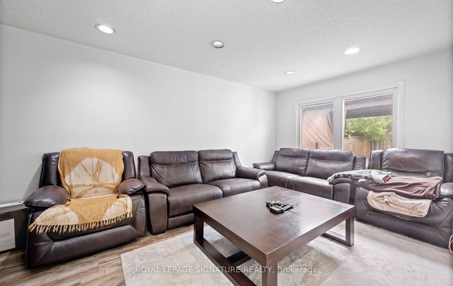 6 Nipigon Crt, House other with 4 bedrooms, 3 bathrooms and 4 parking in Brampton ON | Image 16
